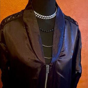 PUMA satin zip up jacket w side pockets.